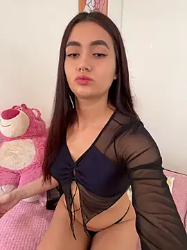 HallieLemon1 online show from March 6, 2026, 5:41 pm