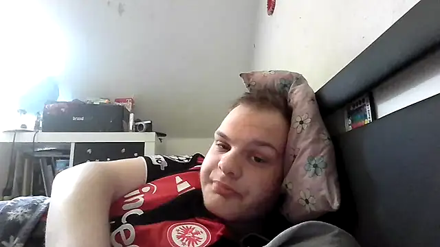 Snapshot of Nicolasjlhkjzl chatting on May 9, 2026, 11:24 am Nicolasjlhkjzl online show from May 9, 2026, 11:24 am