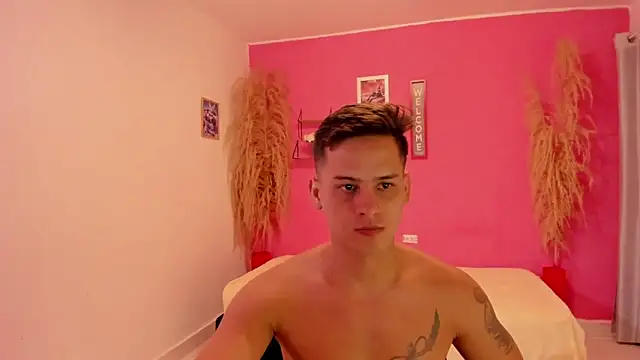 JANER 03 online show from November 6, 2025, 9:19 pm