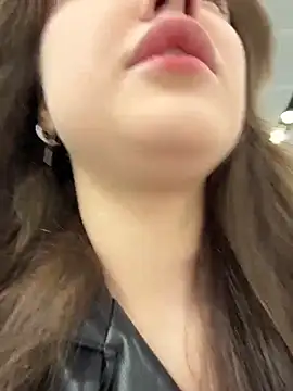 Snapshot of Peachy_Dream chatting on November 30, 2025, 3:13 pm Peachy Dream online show from November 30, 2025, 3:13 pm