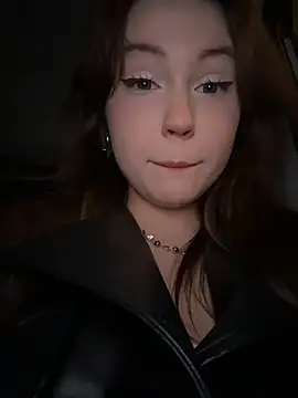 Snapshot of Peachy_Dream chatting on November 8, 2025, 6:11 pm Peachy Dream online show from November 8, 2025, 6:11 pm