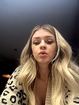 Love Bri online show from April 23, 2026, 10:11 am