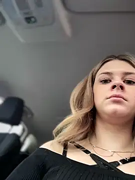 Love Bri online show from March 11, 2025, 12:50 pm