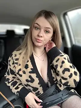 Love Bri online show from March 10, 2025, 7:11 am