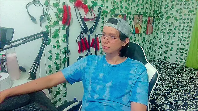 Andy gray online show from May 17, 2026, 1:11 pm