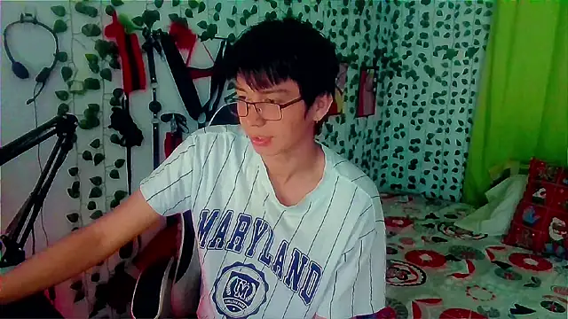 Snapshot of Andy_gray chatting on January 6, 2026, 6:12 pm Andy gray online show from January 6, 2026, 6:12 pm