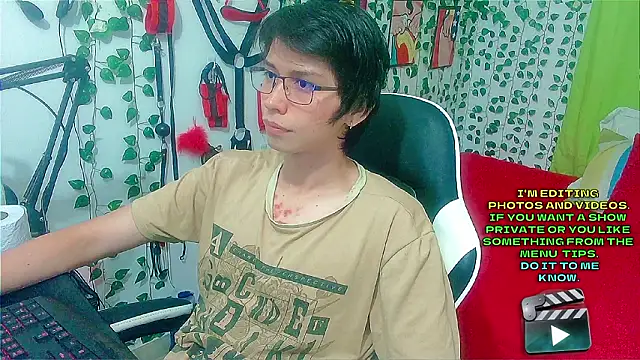 Snapshot of Andy_gray chatting on February 20, 2026, 12:18 am Andy gray online show from February 20, 2026, 12:18 am