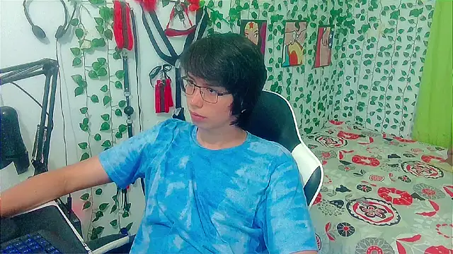 Andy gray online show from April 19, 2026, 3:57 pm