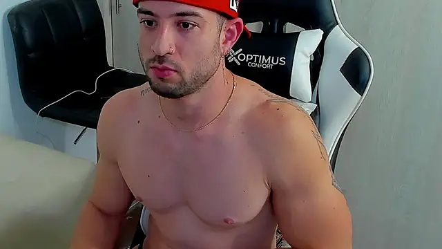 dafboy1 online show from November 3, 2025, 1:15 pm