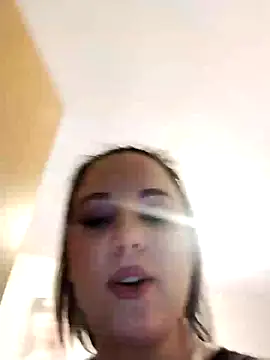 Snapshot of AdelinaJude chatting on December 1, 2024, 4:56 pm AdelinaJude online show from December 1, 2024, 4:56 pm