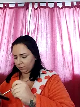 Snapshot of AdelinaJude chatting on February 23, 2025, 2:25 pm AdelinaJude online show from February 23, 2025, 2:25 pm