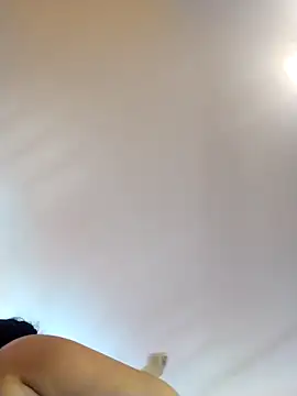 Snapshot of AdelinaJude chatting on February 21, 2025, 11:11 am AdelinaJude online show from February 21, 2025, 11:11 am