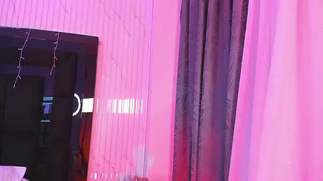 ailynBlaze online show from April 5, 2026, 8:54 am