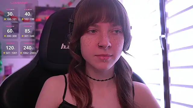 juliapie online show from February 27, 2026, 10:04 am