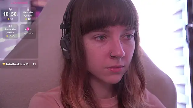 Snapshot of juliapie chatting on November 22, 2025, 8:35 am juliapie online show from November 22, 2025, 8:35 am