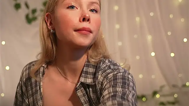 april blush online show from January 27, 2025, 4:11 pm