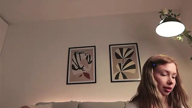 april blush online show from October 6, 2025, 4:41 pm