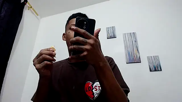 Snapshot of BrandonStond chatting on November 23, 2025, 1:32 pm BrandonStond online show from November 23, 2025, 1:32 pm