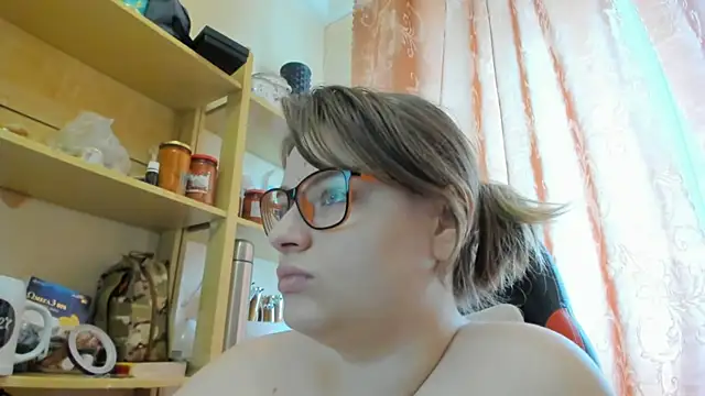 Snapshot of Seductive_She_Wolf chatting on April 23, 2026, 12:29 pm Seductive She Wolf online show from April 23, 2026, 12:29 pm