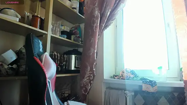 Seductive She Wolf online show from March 22, 2026, 2:40 pm