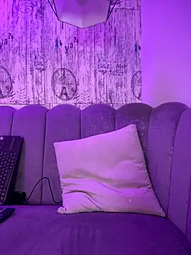 Snapshot of AbyThompson chatting on September 23, 2025, 12:56 pm AbyThompson online show from September 23, 2025, 12:56 pm