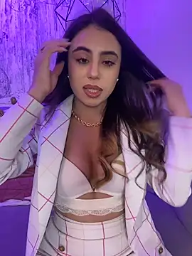 AbyThompson online show from December 22, 2025, 8:31 pm