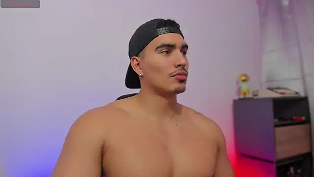 Snapshot of JamesGraay chatting on October 28, 2025, 10:58 am JamesGraay online show from October 28, 2025, 10:58 am