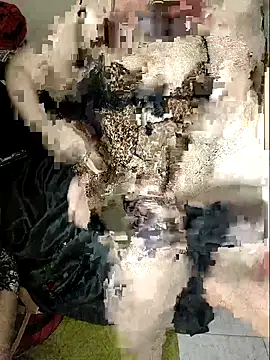 Snapshot of Fireagain1 chatting on October 20, 2025, 1:40 am Fireagain1 online show from October 20, 2025, 1:40 am