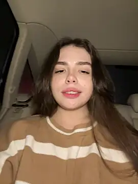 pantyless online show from December 10, 2024, 10:26 pm