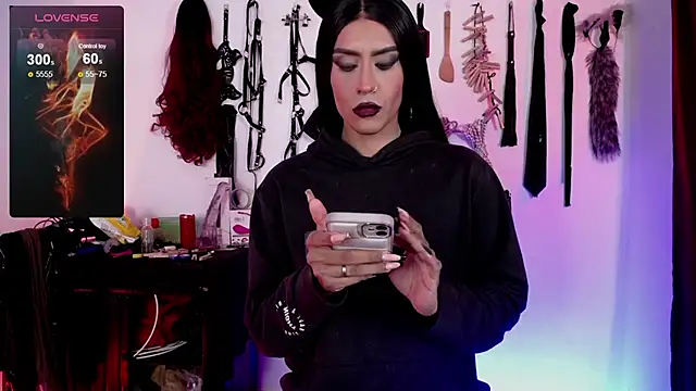 akinoro  online show from March 7, 2025, 1:20 am