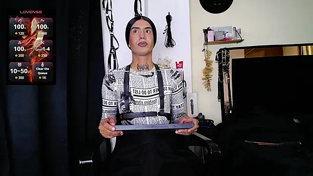 akinoro  online show from February 21, 2026, 4:53 pm