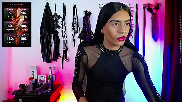 akinoro  online show from October 5, 2025, 7:15 pm