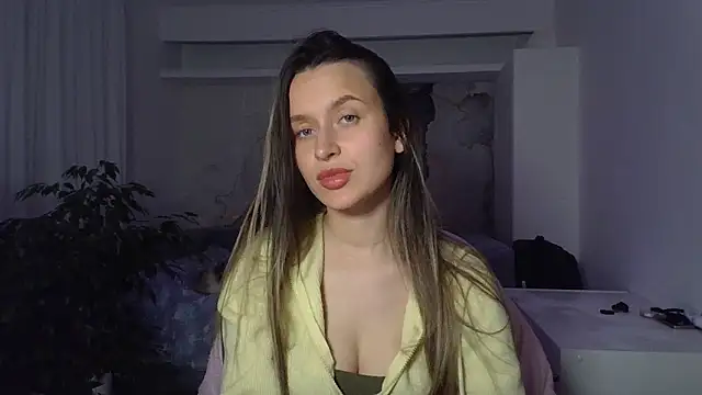 Snapshot of Submissive_love chatting on May 8, 2026, 8:45 pm Submissive love online show from May 8, 2026, 8:45 pm