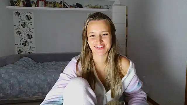 Snapshot of Submissive_love chatting on November 12, 2025, 4:44 pm Submissive love online show from November 12, 2025, 4:44 pm