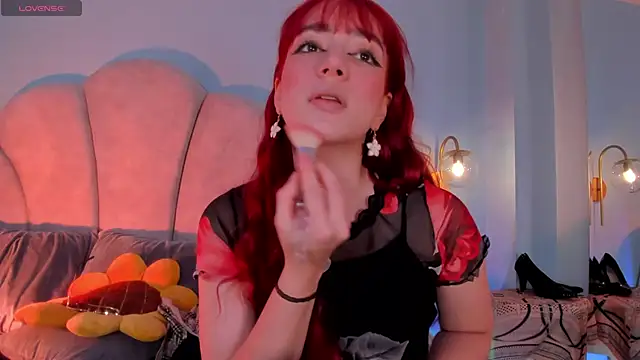 Snapshot of sweeet_peach chatting on October 7, 2025, 10:22 pm sweeet peach online show from October 7, 2025, 10:22 pm