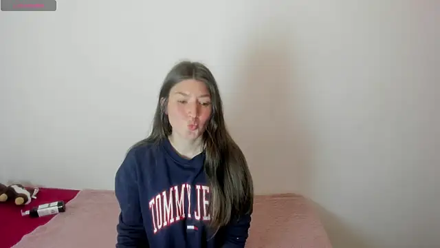 Tesa cute online show from October 3, 2025, 2:59 am