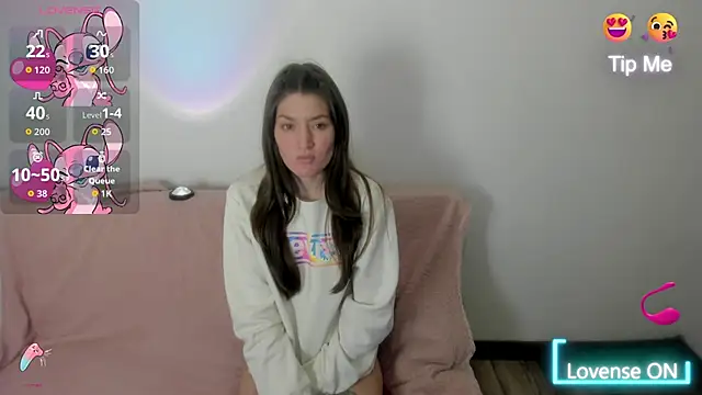 Tesa cute online show from October 15, 2025, 10:40 pm