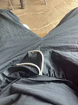 josle24 online show from September 15, 2025, 5:46 pm