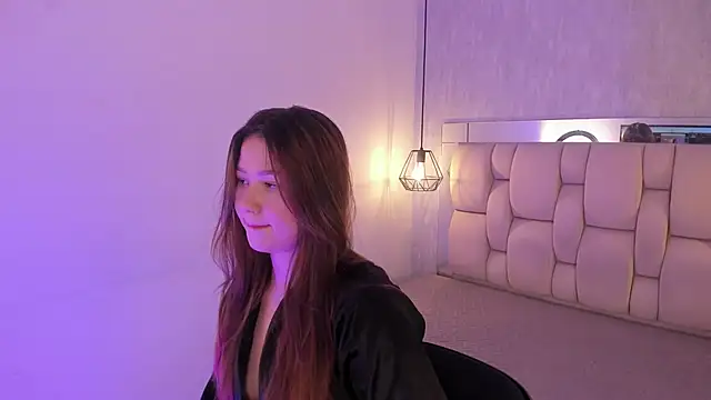 Roxie-Summers11 online show from March 7, 2026, 7:52 pm