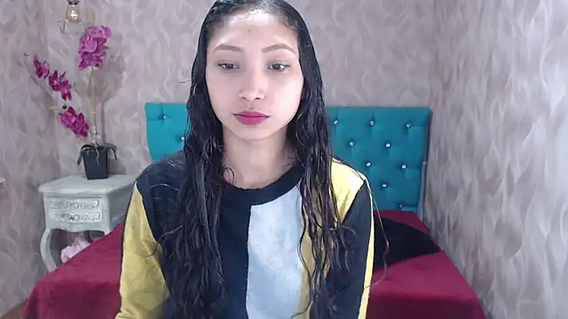 MadelineDoll online show from March 16, 2025, 1:38 pm