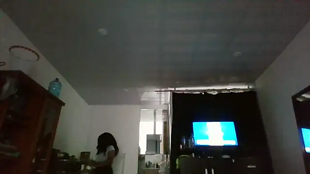 Ivon-09 online show from October 28, 2025, 11:09 am