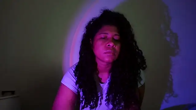 Ivon-09 online show from November 2, 2025, 11:37 am