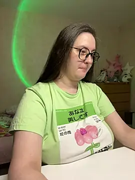 Snapshot of hungry1bunny chatting on February 14, 2025, 10:47 pm hungry1bunny online show from February 14, 2025, 10:47 pm