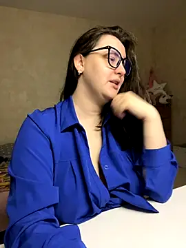 Snapshot of hungry1bunny chatting on November 22, 2025, 5:23 pm hungry1bunny online show from November 22, 2025, 5:23 pm