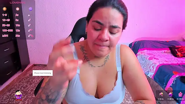 Snapshot of Sharon_hils chatting on November 18, 2025, 7:50 pm Sharon hils online show from November 18, 2025, 7:50 pm