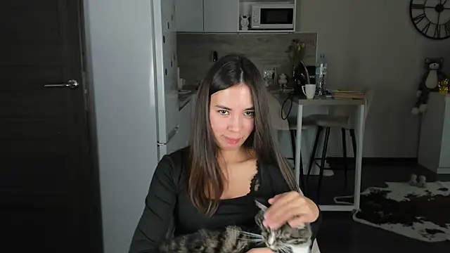 nilliluv online show from March 16, 2026, 7:56 am