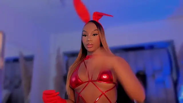 ChaynnaCooper online show from October 31, 2025, 4:42 am