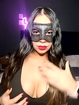 Snapshot of Ursa_sexy chatting on March 4, 2025, 6:15 am Ursa sexy online show from March 4, 2025, 6:15 am