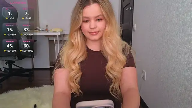 Snapshot of Milana15 chatting on February 17, 2026, 1:52 pm Milana15 online show from February 17, 2026, 1:52 pm