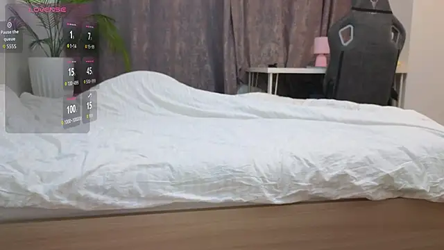 Snapshot of Milana15 chatting on November 30, 2025, 2:07 pm Milana15 online show from November 30, 2025, 2:07 pm